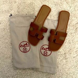 Brown Oran Sandals